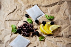 hibiscus lemon blackberry sun tea